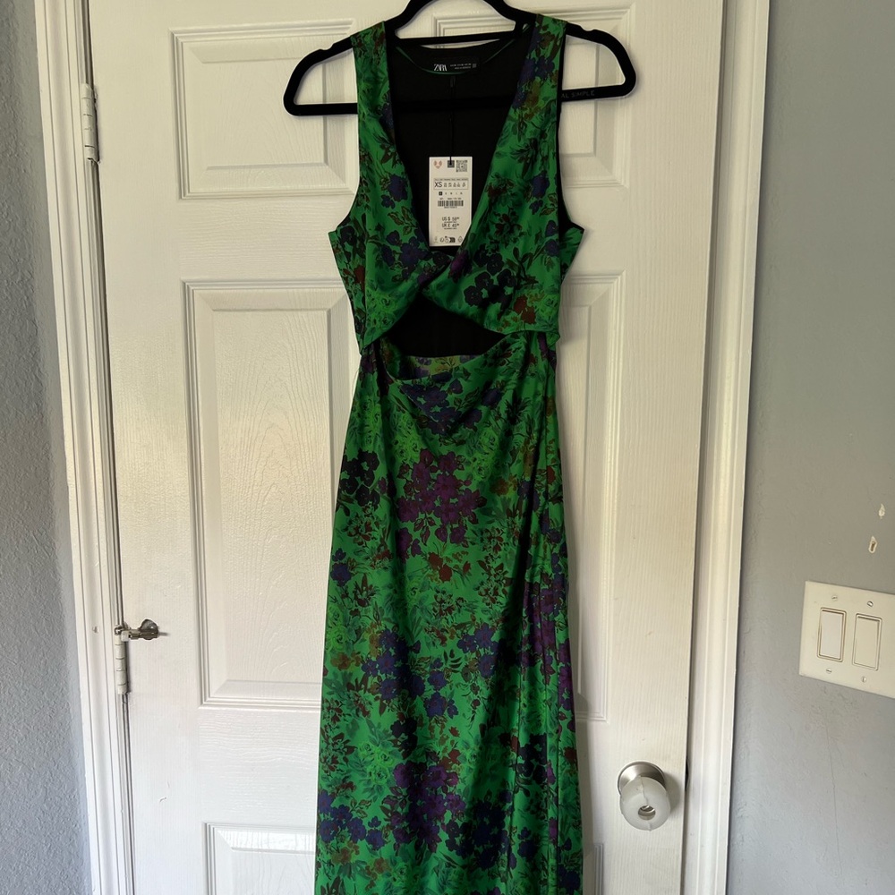 Zara Floral Green Sleeveless Dress